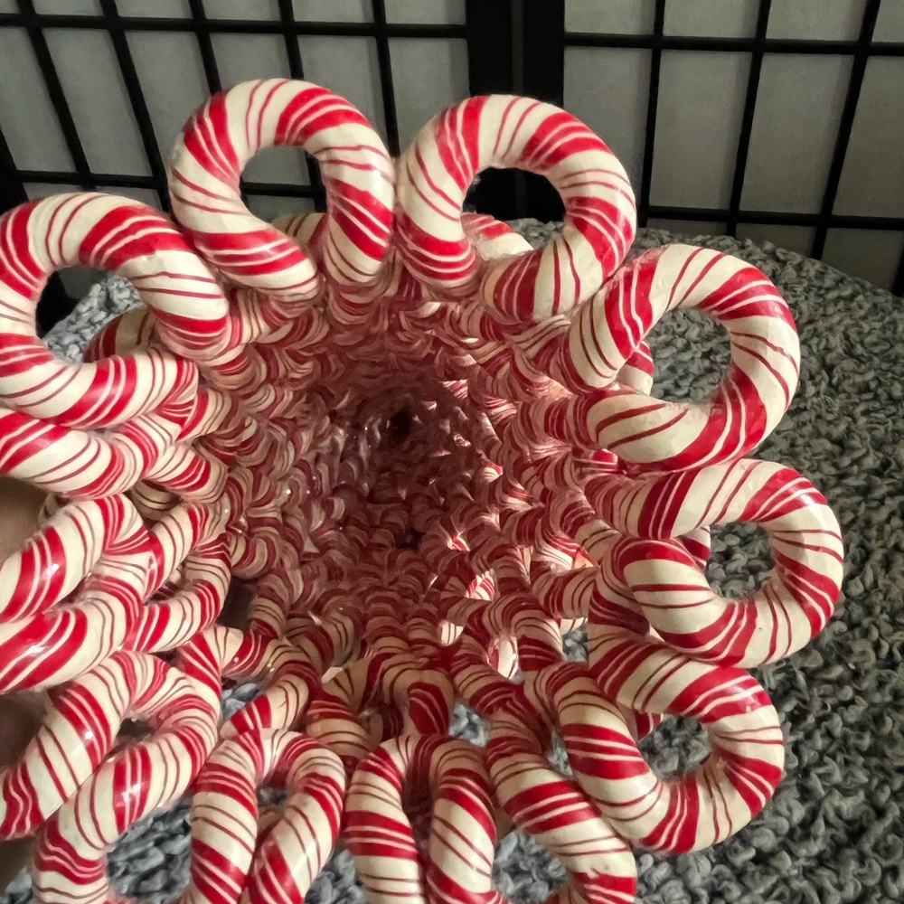 Candy Cane Christmas Tree - Picture 3 of 4